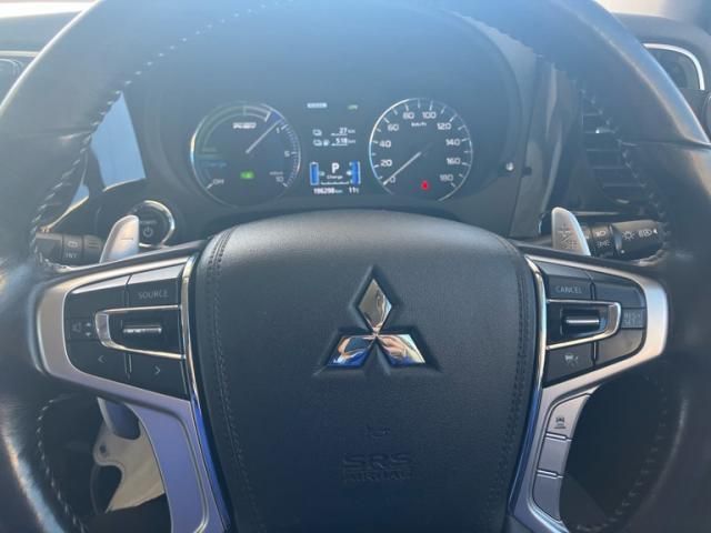 MITSUBISHI OUTLANDER PHEV 2018 Image 31