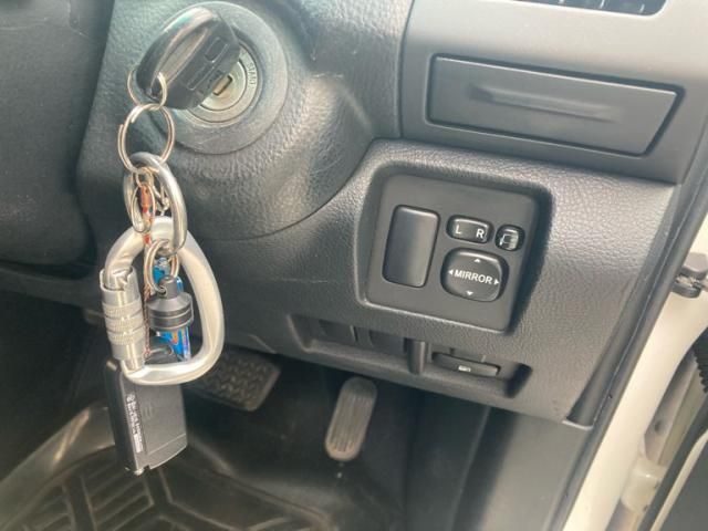 TOYOTA HARRIER 4WD 2008 Image 31