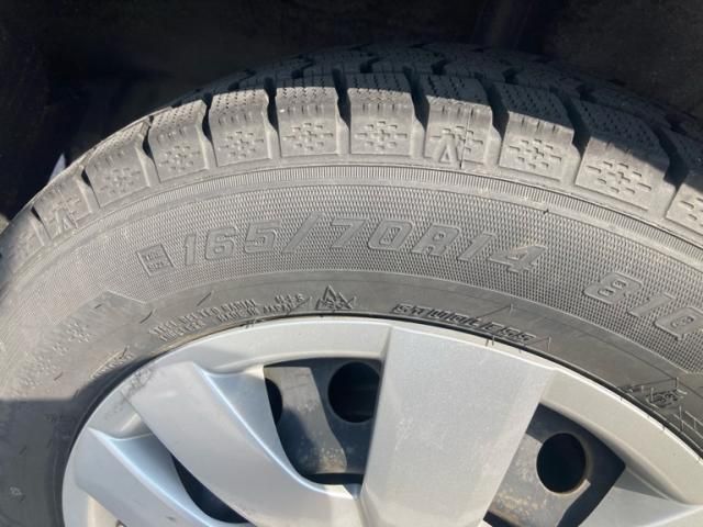 TOYOTA VITZ 2010 Image 31