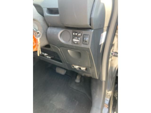 TOYOTA VITZ 2010 Image 31