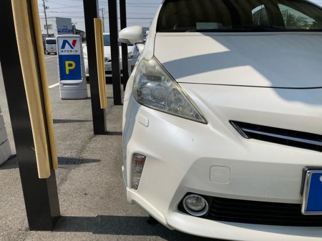 TOYOTA PRIUS ALPHA 2013 Image 31