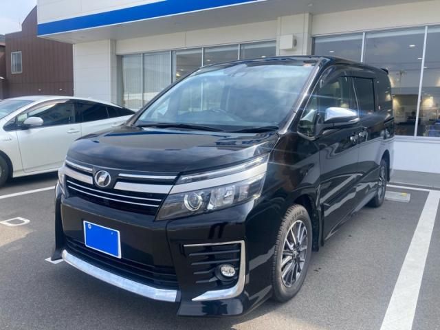 TOYOTA VOXY 4WD 2017 Image 31
