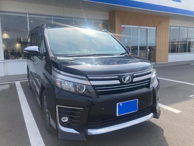 TOYOTA VOXY 4WD 2017 Image 31