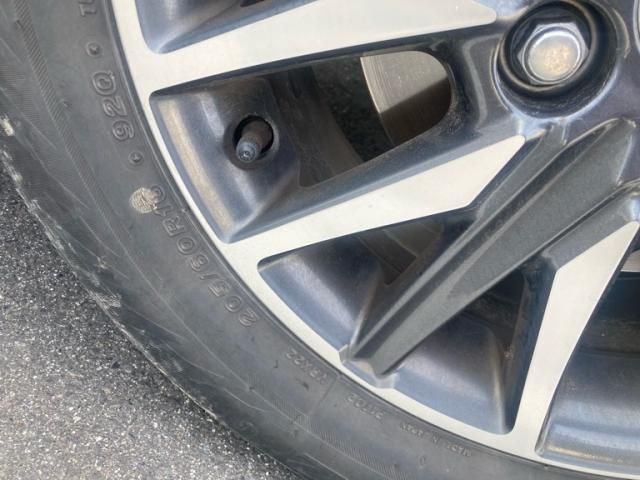 TOYOTA VOXY 4WD 2017 Image 31