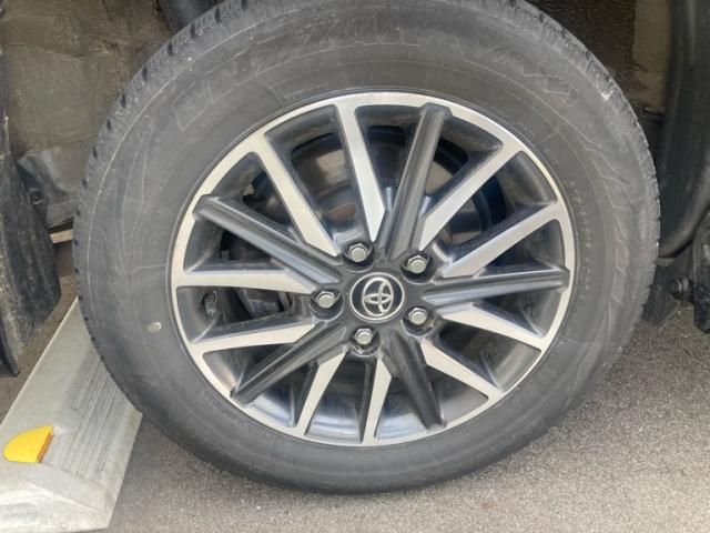 TOYOTA VOXY 4WD 2017 Image 31