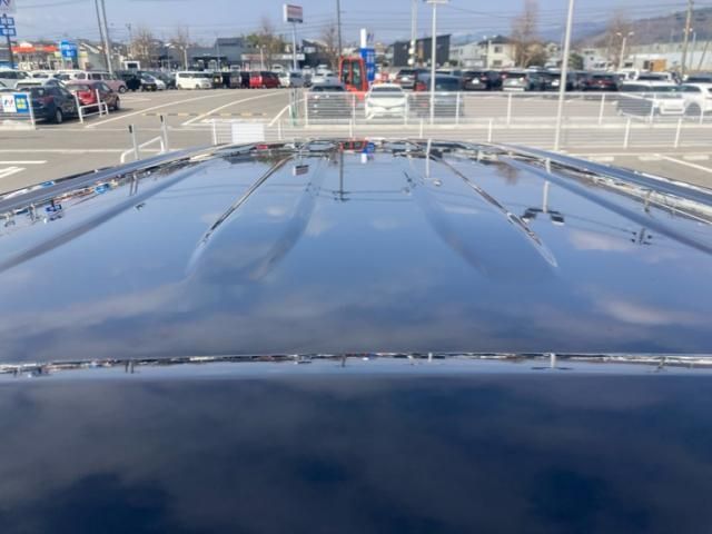 TOYOTA VOXY 4WD 2017 Image 31