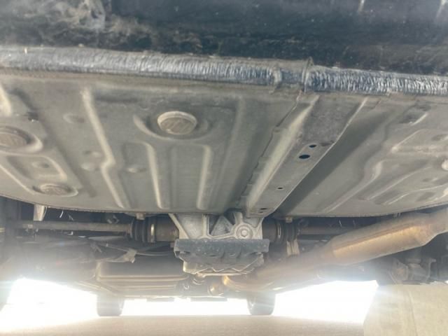 TOYOTA VOXY 4WD 2017 Image 31