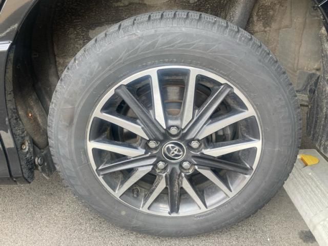 TOYOTA VOXY 4WD 2017 Image 31