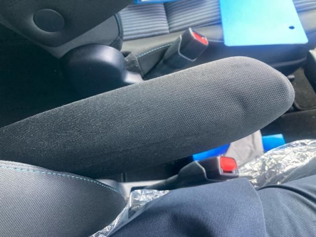 TOYOTA VOXY 4WD 2017 Image 31