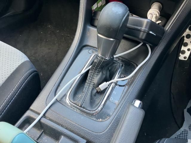 SUBARU XV HYBRID 2014 Image 31