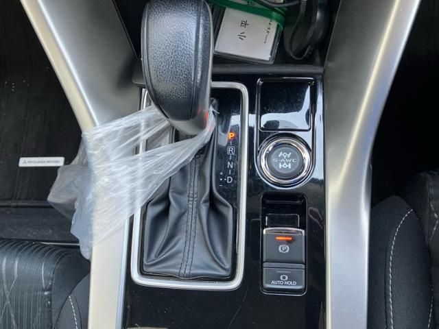 MITSUBISHI ECLIPSE CROSS 4WD 2018 Image 31