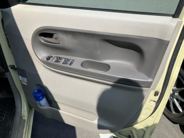 DAIHATSU TANTO 4WD 2015 Image 31