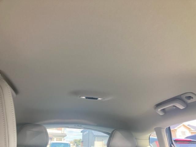 VOLVO V40 2017 Image 31