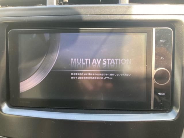 TOYOTA PRIUS ALPHA 2013 Image 31