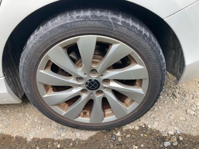 BMW 1SERIES 2012 Image 31