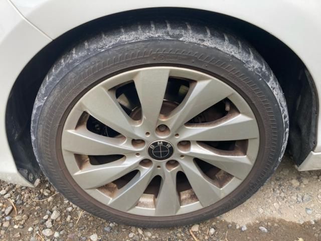 BMW 1SERIES 2012 Image 31