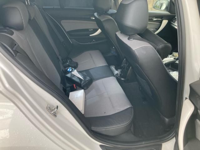BMW 1SERIES 2012 Image 31