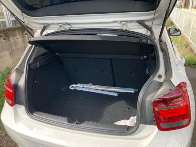 BMW 1SERIES 2012 Image 31