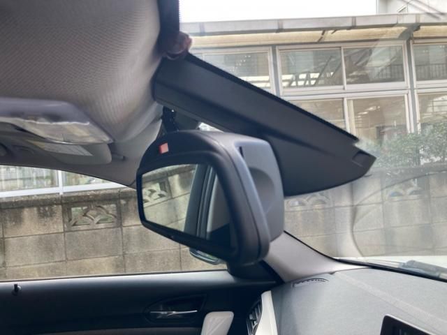 BMW 1SERIES 2012 Image 31