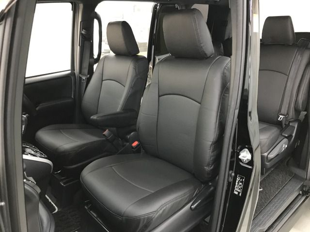 TOYOTA VOXY 2019 Image 31