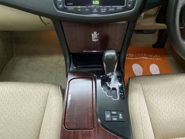 TOYOTA CROWN SEDAN 2009 Image 31