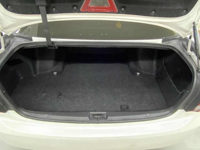 TOYOTA CROWN SEDAN 2009 Image 31