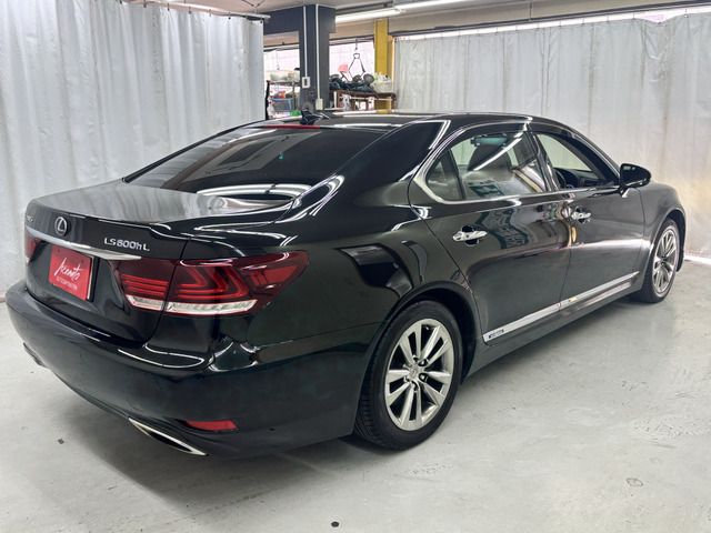 TOYOTA LEXUS LS600HL 2013 Image 31