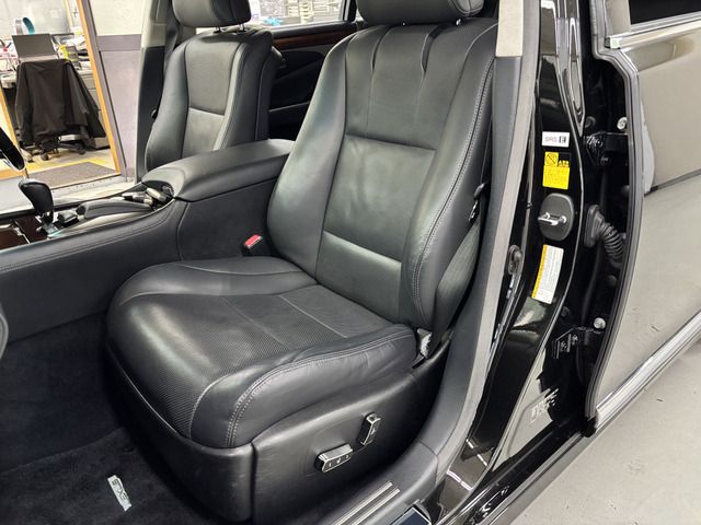 TOYOTA LEXUS LS600HL 2013 Image 31