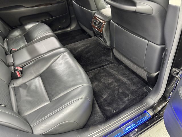 TOYOTA LEXUS LS600HL 2013 Image 31