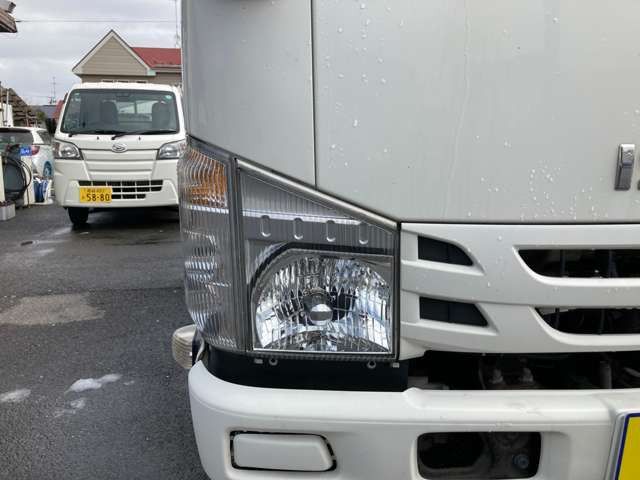 ISUZU  2016 Image 31