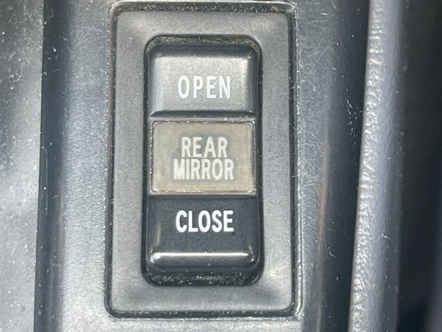 TOYOTA HILUXSURF WAGON 4WD 1998 Image 31