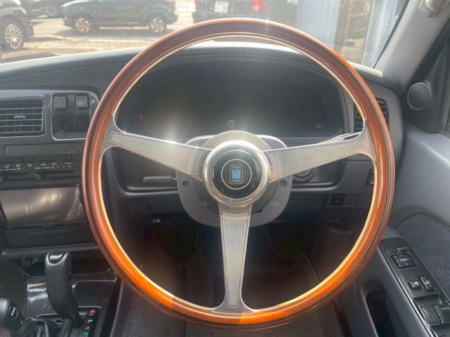 TOYOTA HILUXSURF WAGON 4WD 1998 Image 31