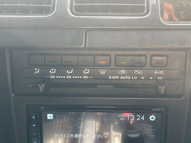 TOYOTA HILUXSURF WAGON 4WD 1998 Image 31