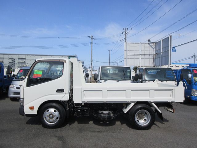 TOYOTA DYNA 2017 Image 31