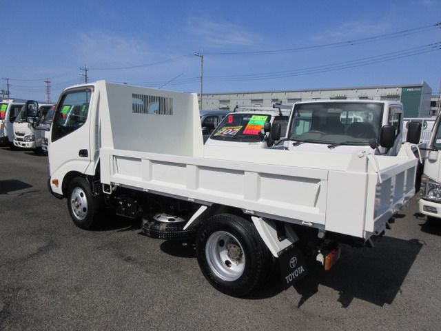 TOYOTA DYNA 2017 Image 31