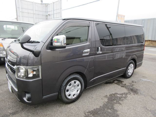 TOYOTA HIACE VAN 2WD 2021 Image 31