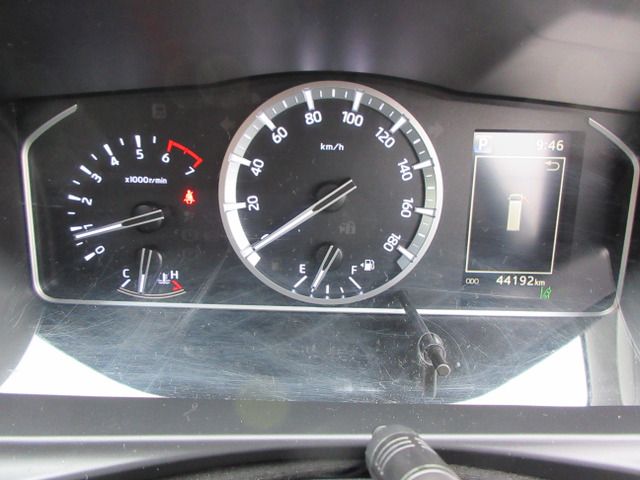 TOYOTA HIACE VAN 2WD 2021 Image 31