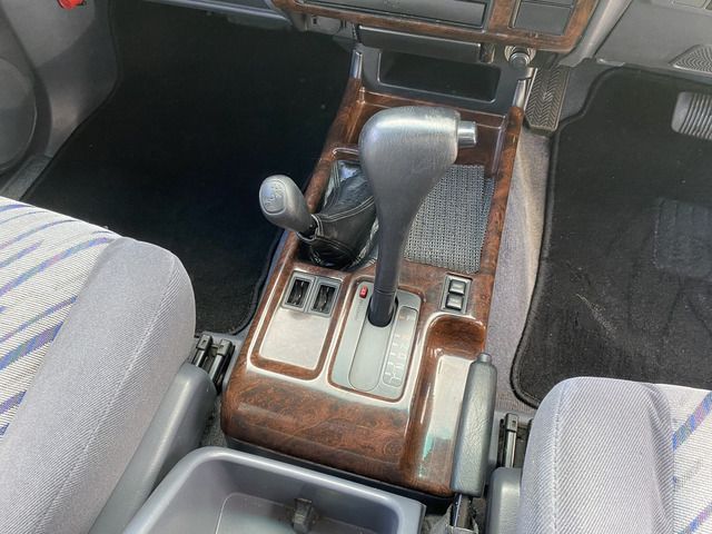 TOYOTA LANDCRUISER PRADO 1996 Image 31