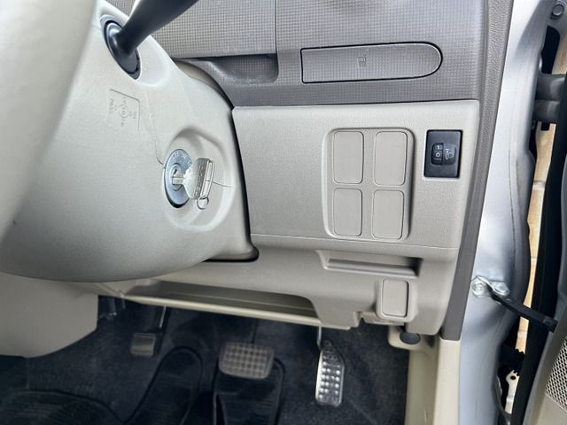 DAIHATSU TANTO 2009 Image 31