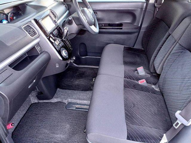 DAIHATSU TANTO CUSTOM 2015 Image 31