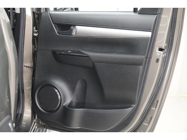 TOYOTA HILUX 4WD 2021 Image 31