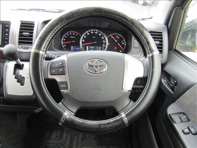 TOYOTA HIACE WAGON 2015 Image 31