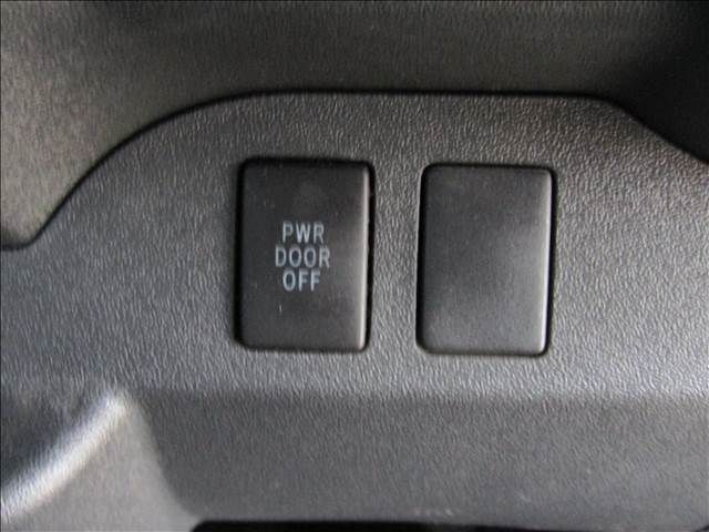 TOYOTA HIACE WAGON 2015 Image 31