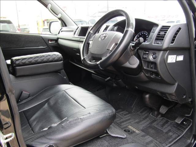 TOYOTA HIACE WAGON 2015 Image 31