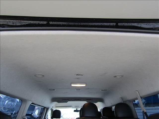TOYOTA HIACE WAGON 2015 Image 31