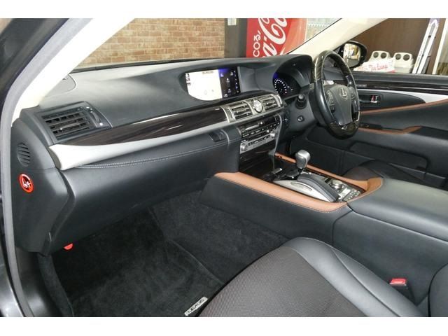 TOYOTA LEXUS LS600HL 2017 Image 31