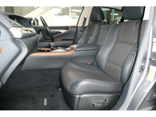 TOYOTA LEXUS LS600HL 2017 Image 31