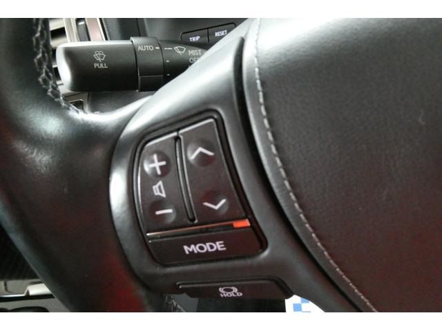 TOYOTA LEXUS LS600HL 2017 Image 31