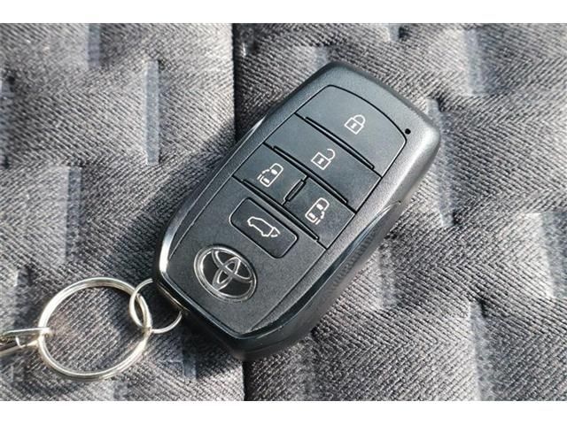 TOYOTA VOXY HYBRID 4WD 2023 Image 31