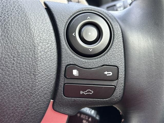 TOYOTA LEXUS IS300H 2013 Image 31